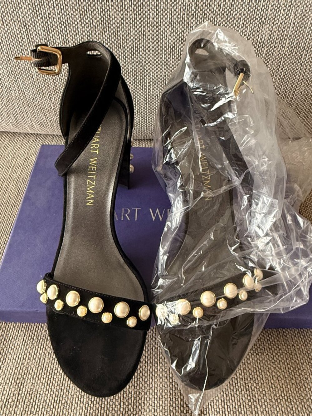 *BRAND NEW* Stuart Weitzman Nearlynude Pearl Sandals US 7.5